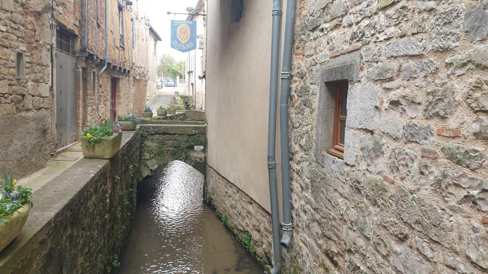 Love Room- Spa- Escale Amoureuse Puygaillard-de-Quercy Buitenkant foto